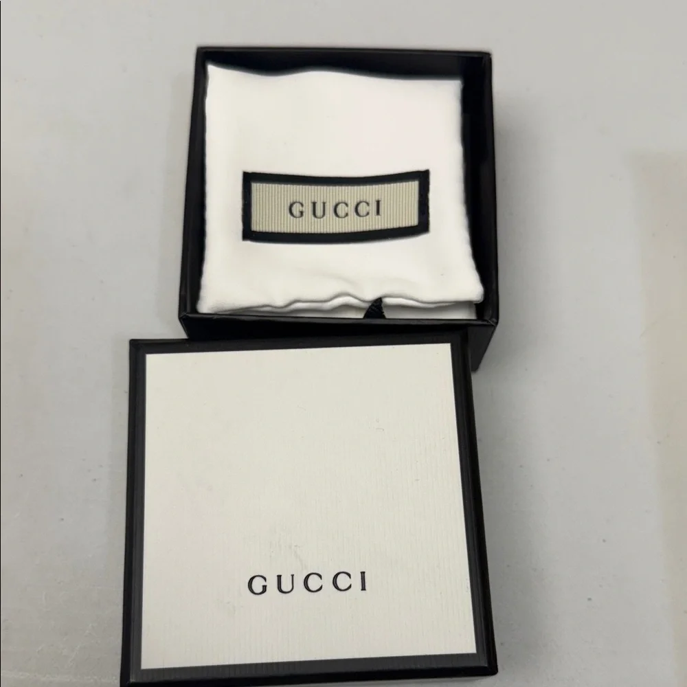 Gucci Ring in Silver - Picture 3 of 5
